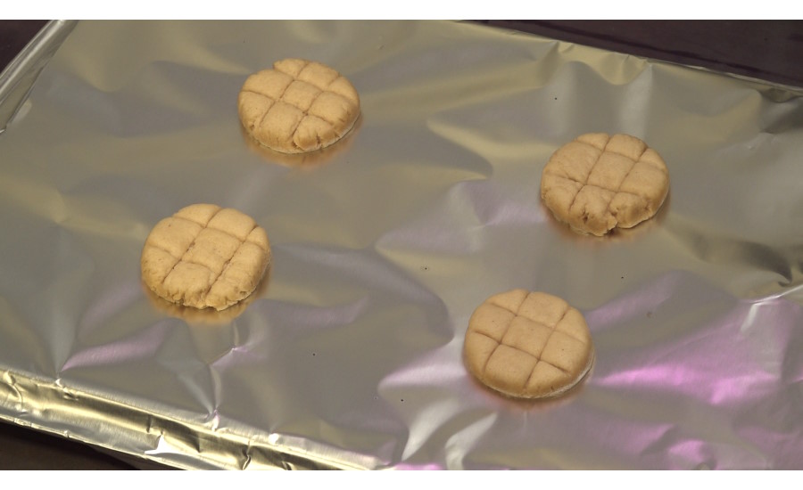 Peanut-Butter-Cookies-1_900x550.jpg